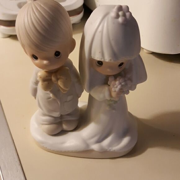 Precious Moments The Lord Bess You and Keep You - Picture 1 of 4